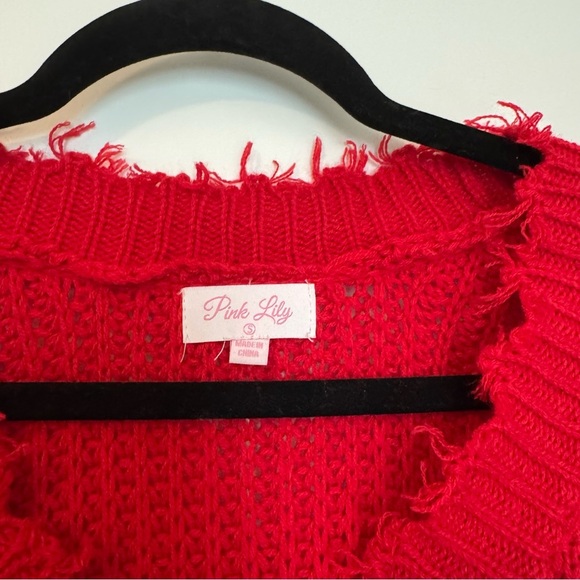Pink Lily Red distressed sweater - Picture 5 of 5